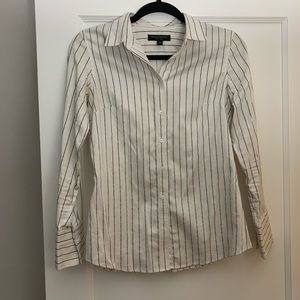 BANANA REPUBLIC WHITE BLOUSE